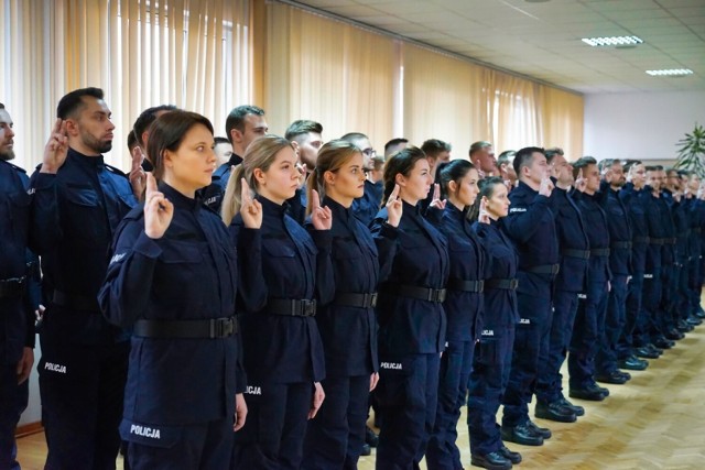W szeregi kujawsko-pomorskiej policji wstąpiło 49 osób