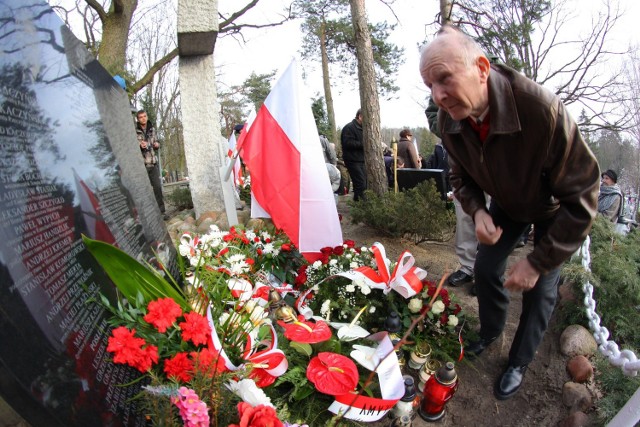 Puławskie obchody III rocznicy katastrofy smoleńskiej (zdjęcia)