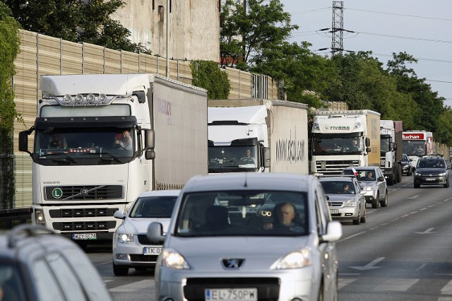 Zakaz wjazdu tirów do Łodzi od 1 października!