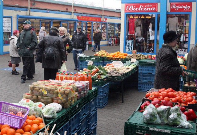 Kupcy z targowiska Manhattan nie chcą konkurencji na pętli. Nie ...