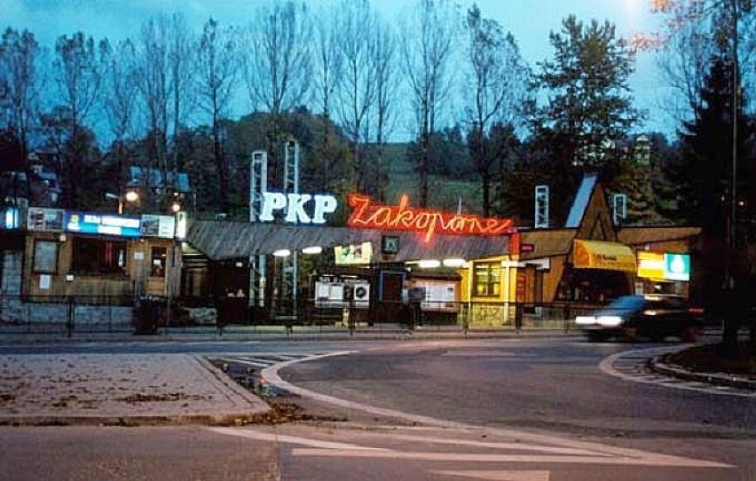 Zakopane: ratujmy neon z dworca PKP