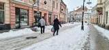 Warunki na sądeckich drogach. Armagedonu nie ma, cały czas pracują pługi i piaskarki. W nocy nie zabrakło wypadków 