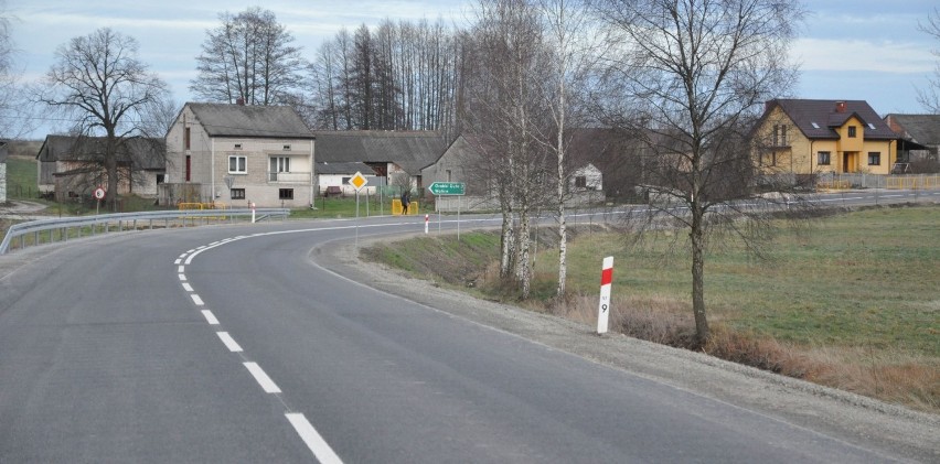 Prawie 8 kilometrów nowej drogi wojewódzkiej numer 756 na odcinku Szydłów - Solec Stary (ZDJĘCIA)