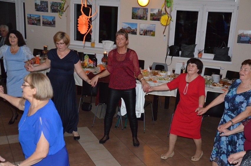 Bal Seniora 2019 w Suchatówce. Na tej wsi starsi mieszkańcy są najaktywniejsi [zdjęcia]