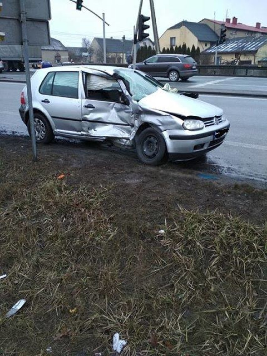 Wypadek na DK 1 w Koziegłowach