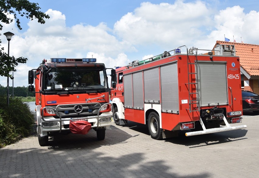 Malbork. Zanieczyszczony Nogat w okolicy mariny. Służby wyjaśniają, skąd pochodzi podejrzana substancja 