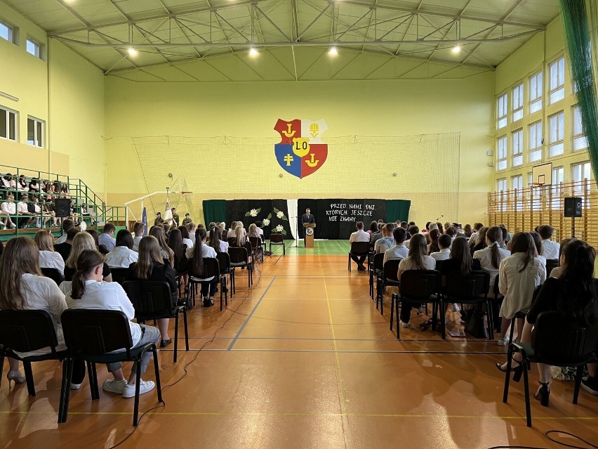 Zakończenie roku szkolnego w Liceum Ogólnokształcącym imienia księdza kardynała Stefana Wyszyńskiego w Staszowie