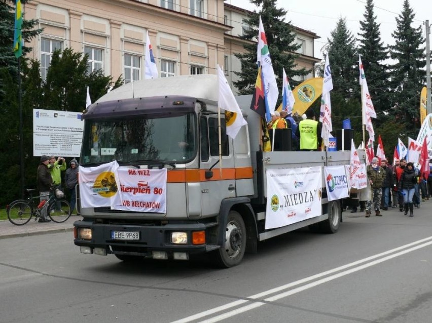Manifestacje związków zawodowych w Bełchatowie w 2014 roku