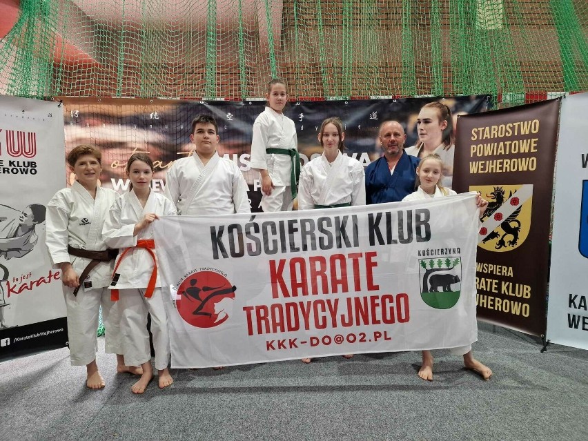Zawodnicy Kościerskiego Klubu Karate Do Seiunchin świetnie...