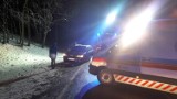 Waćmierek: wypadek na „berlince”. Po opadach śniegu służby apelują o ostrożną jazdę [ZDJĘCIA]