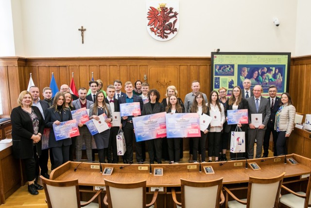 XIX Regionalny Konkurs Wiedzy o Samorządzie Terytorialnym - wręczenie nagród.