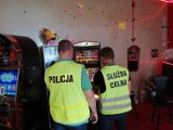 Powiat nowodworski. Policja zatrzymała nielegalne automaty do gry