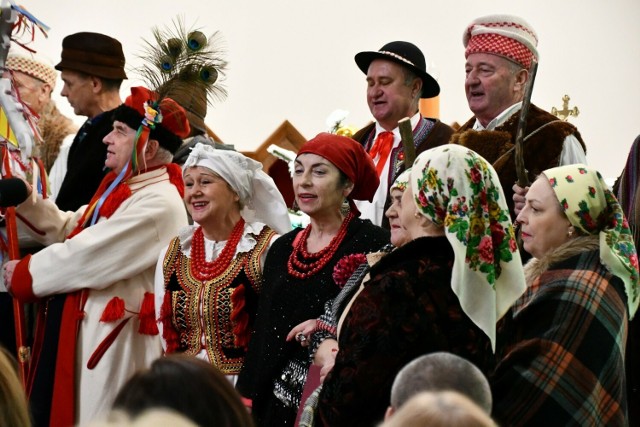 Piękny koncert kolęd i pastorałek odbył się w kościele parafialnym pw. Matki Bożej Miłosierdzia w Grojcu (gmina Oświęcim)