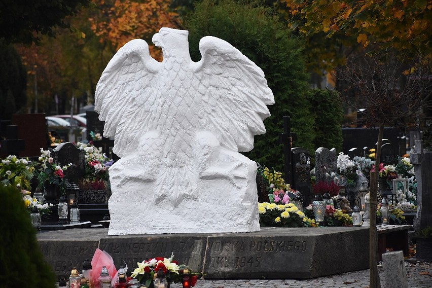 Odwiedziliśmy Cmentarz Komunalny przy ul. Wojska Polskiego i...