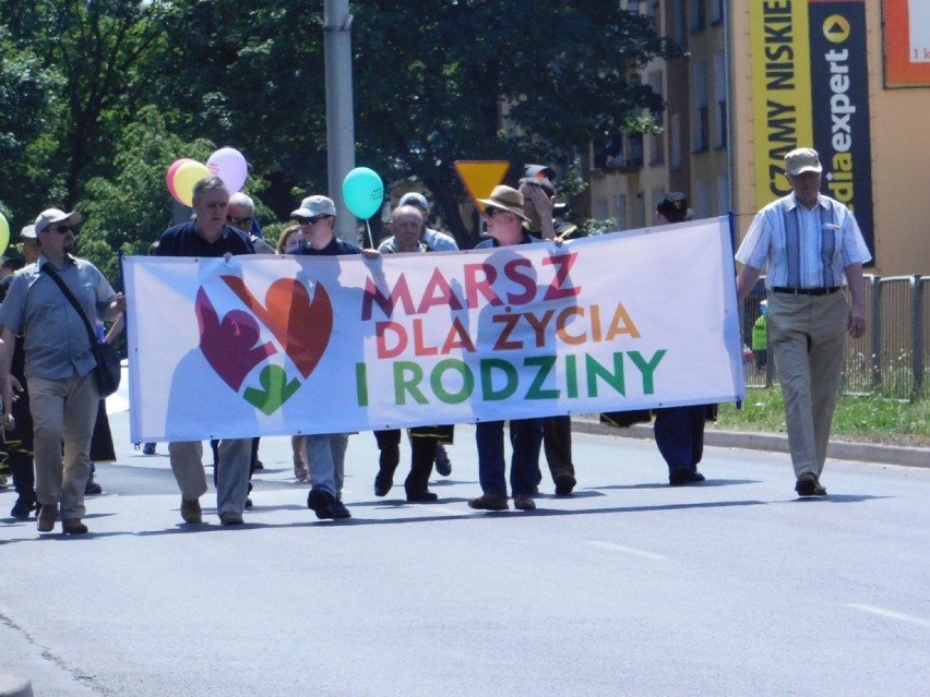 Marsz dla Życia i Rodziny w Koszalinie [ZDJĘCIA, WIDEO]