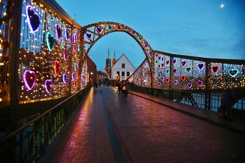 Te miejsca we Wrocławiu są już gotowe na Boże Narodzenie (ZOBACZ ZDJĘCIA)
