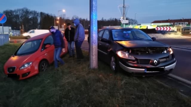 Niebezpieczne zdarzenie przy rondzie Armii Krajowej w Wolsztynie.