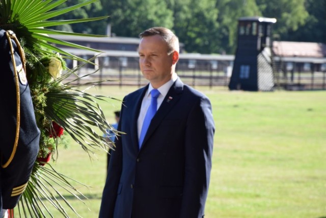 Sztutowo. Prezydent RP Andrzej Duda z wizytą w Muzeum Stutthof