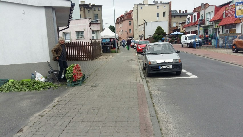 Kościan. Odwiedziliśmy targowisko i sprawdziliśmy ceny m.in. owocy