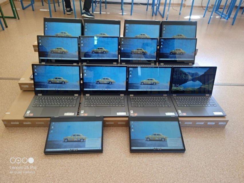 Nowoczesne laptopy już trafiły do Zespołu Szkół nr 2 w Wągrowcu 