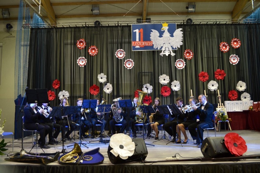 Święto Niepodległości i 15-lecie Gminnej Orkiestry Dętej w Żukowie