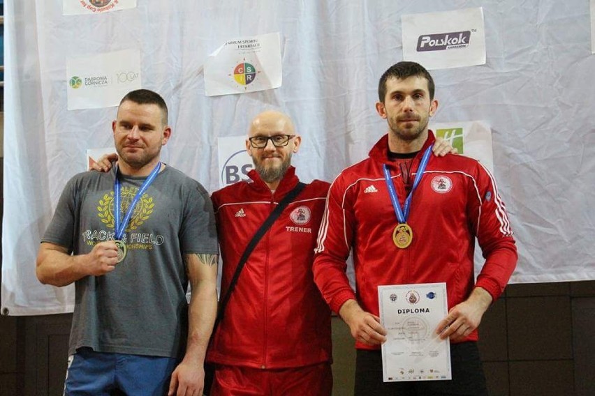 Marcin Szymański, policjant z Barcina zdobył złoto w MMA [zdjęcia] 