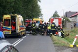 Wypadek w Pawłówku koło Kalisza. Trzy osoby zostały ranne, w tym jedna ciężko [FOTO]