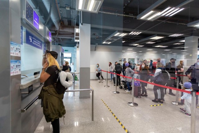 Szefostwo portu lotniczego w Bydgoszczy ma nadzieję, że ruch pasażerski z lotniska wróci do czasów sprzed pandemii.