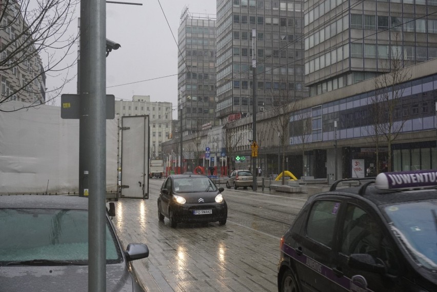 W związku z tym można się nim poruszać z maksymalną...