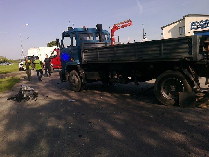 Darłowo. Wypadek samochodowy na ulicy Żeromskiego ZDJĘCIA