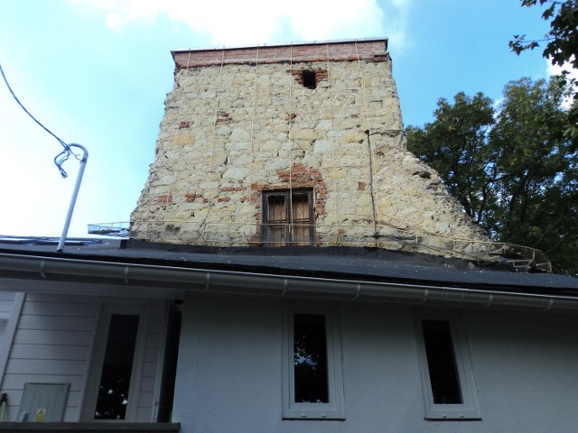 Wieża Wodna pochodząca jeszcze z okresu staropolskiego.