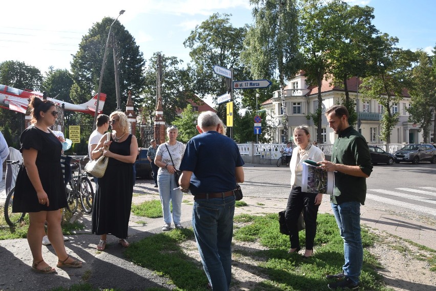 Malbork. Skwer "z czołgiem" trochę się zmieni. Jesteście ciekawi, jak może wyglądać? Podczas konsultacji przedstawiono koncepcję