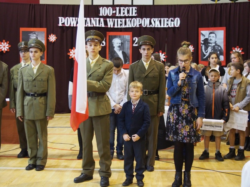 Obchody setnej rocznicy wybuchu Powstania Wielkopolskiego w szkole w Parkowie [ZDJĘCIA]