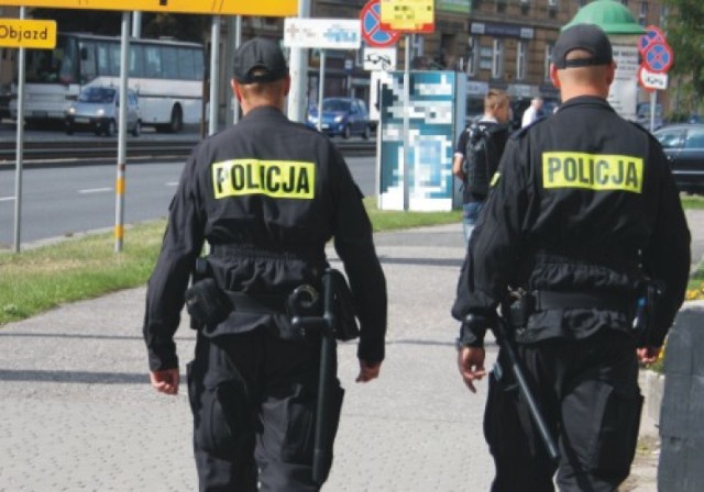Dodatkowe służby toruńskich policjantów