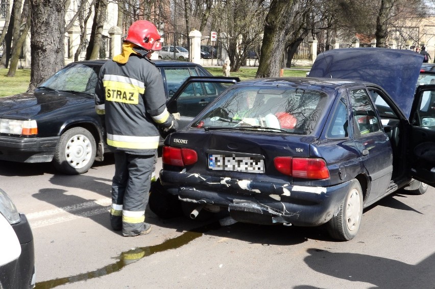 Wypadek na Północnej w Łodzi. 3 osoby ranne