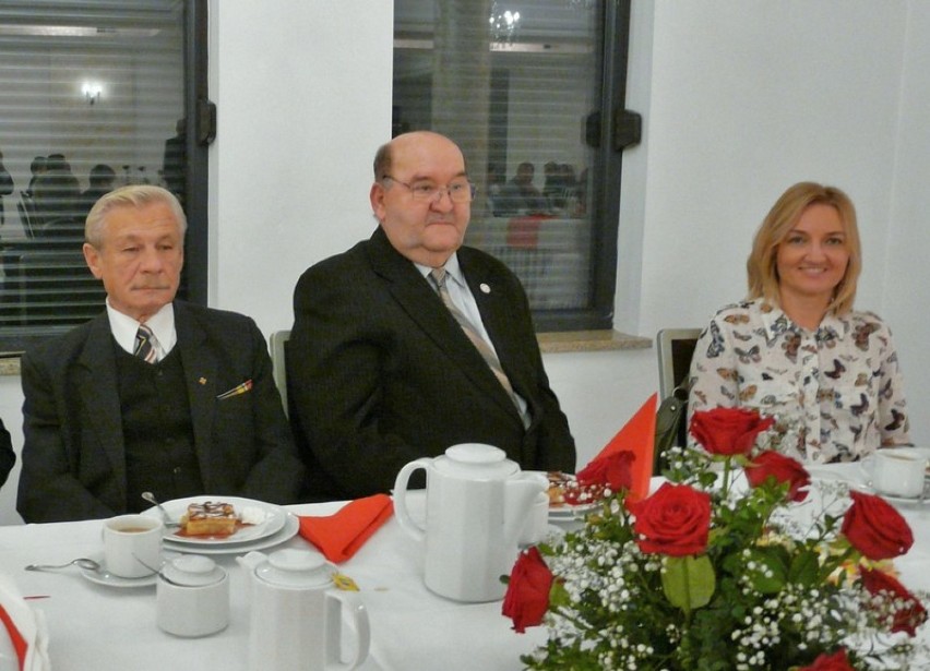 Lubliniecki PCK uhonorował tych, którzy oddają krew i wspierają jego działania [ZDJĘCIA]