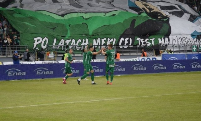 Po meczu zapanowała wielka radość na stadionie.