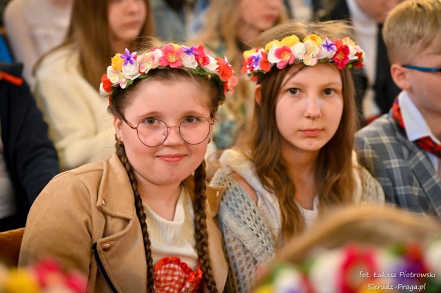 Obraz Matki Bożej Jasnogórskiej w Dąbrowie Wielkiej. Dziś w Bazylice Mniejszej