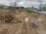 W gm. Kościerzyna trwa budowa ścieżki rowerowej w kierunku Dobrogoszczy. Kierowcy, zachowajcie ostrożność, są zmiany w organizacji ruchu