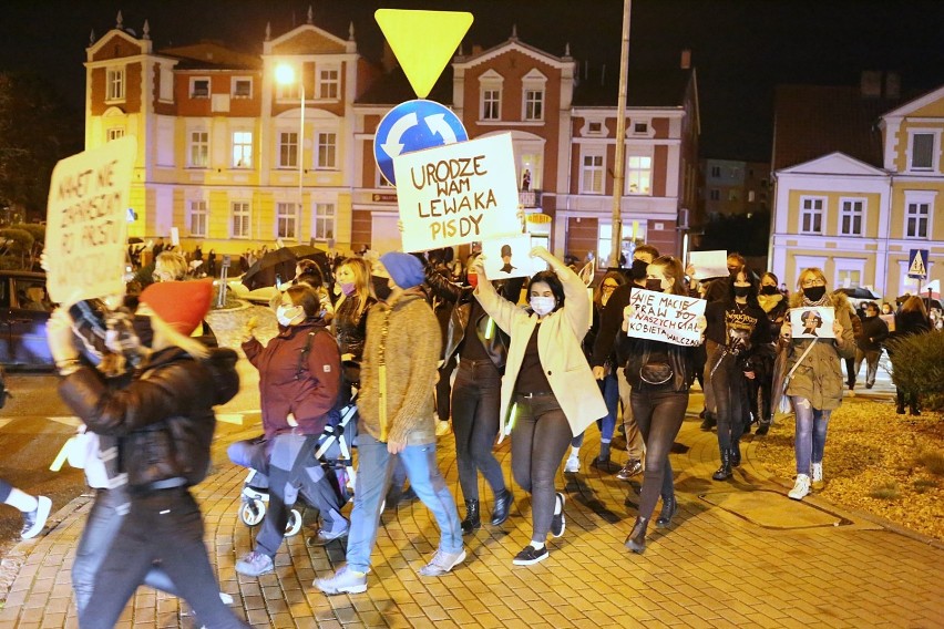 Kwidzyński protest rozpoczął się od Ronda Solidarności,...