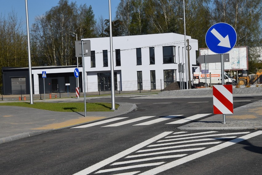 Nowe rondo w Sieradzu już jest! W środę ma być dostępne dla...