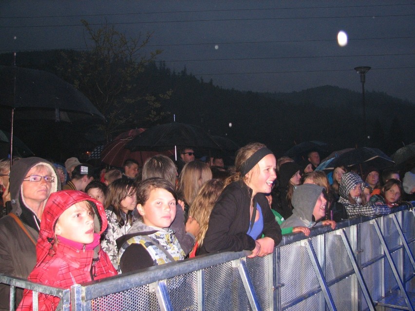 Kayah zagrała świetny koncert w Węgierskiej Górce. Ludzie doskonale się bawili [ZOBACZCIE ZDJĘCIA]