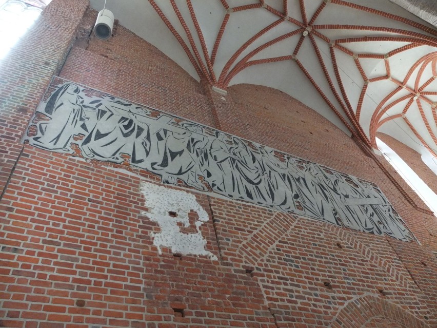 Remont wnętrza katedry opolskiej.