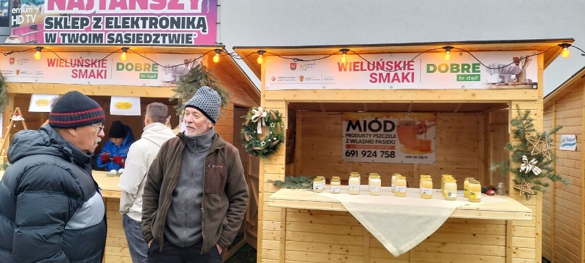 Kulinaria i stroiki świąteczne do kupienia na bazarku przy wieluńskim gastronomiku 