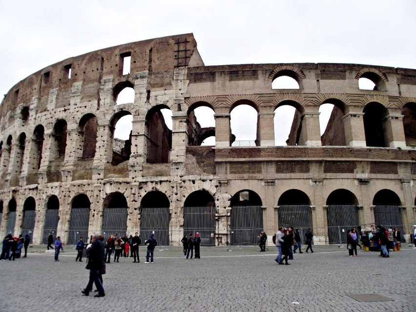 Koloseum przedstawiałam dwa lata temu. Dzisiaj trochę inne...