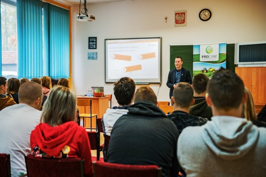 Gmina Gniew włącza się do programu stypendialnego „PROCAM Edukacja”