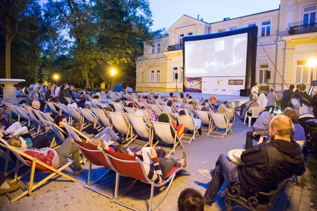 Inauguracja II edycji Pruszkowskiego Kina Letniego cieszyła się dużym zainteresowaniem