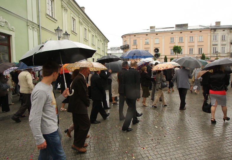 Boże Ciało w Piotrkowie. Procesje uliczkami wokół Rynku Trybunalskiego