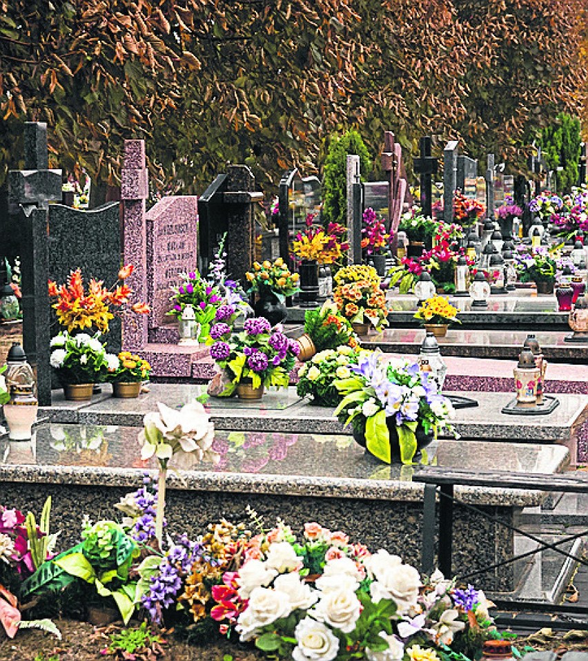 To jedno z największych cmentarzysk w Polsce i Europie, o...