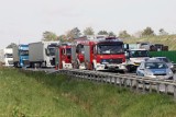 Wypadek na A4. Są duże utrudnienia. Zderzyły się cztery pojazdy